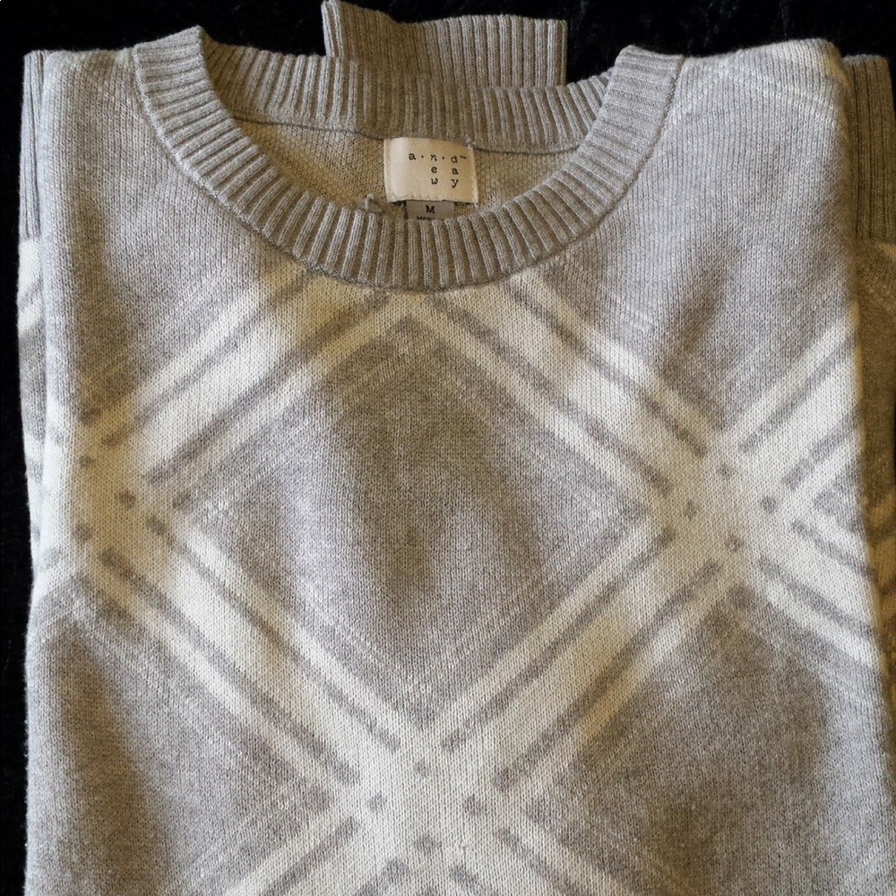 A New Day lightweight sweater Size M, grey white